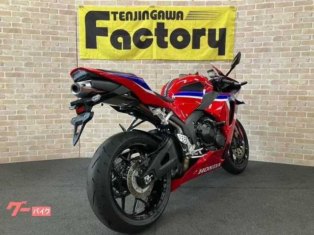 Honda CBR600RR 2025 — миниатюра 3