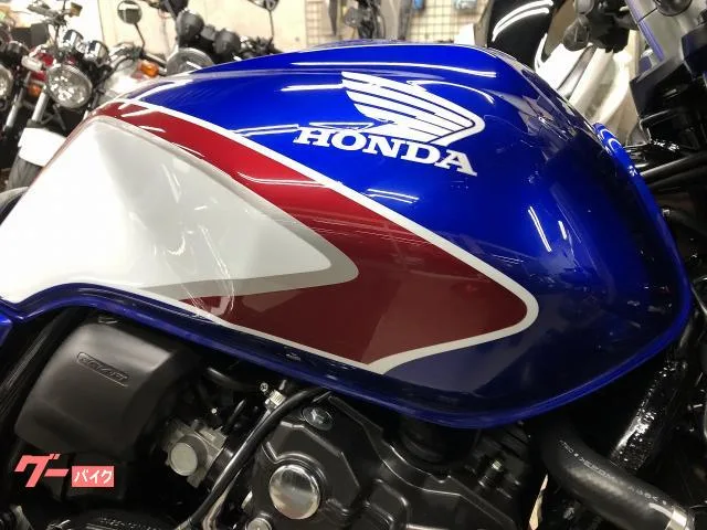 Honda CB400Super Four VTEC Revo 4 ABS 2022 — миниатюра 3