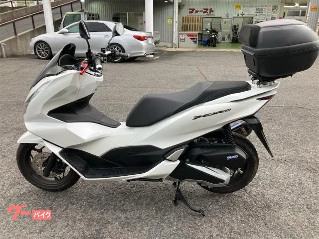 Honda PCX160 GIVI ETC USB 2024 — миниатюра 2