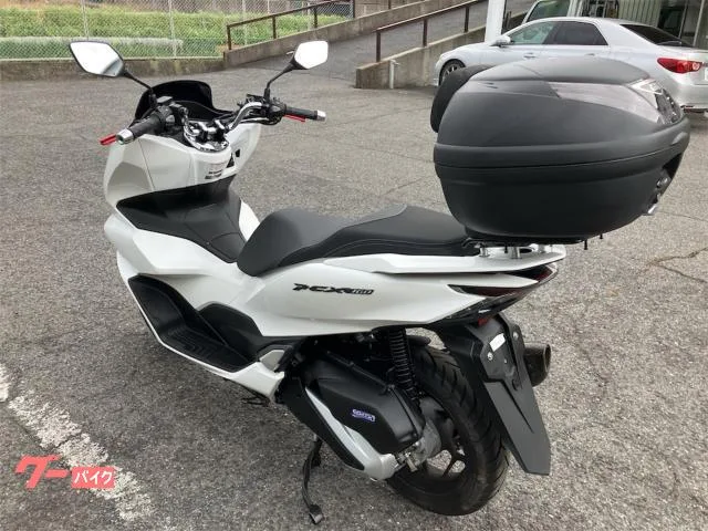 Honda PCX160 GIVI ETC USB 2024 — миниатюра 4