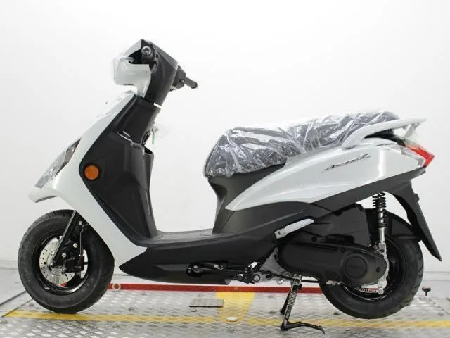 Yamaha AXIS Z 2025 — миниатюра 2
