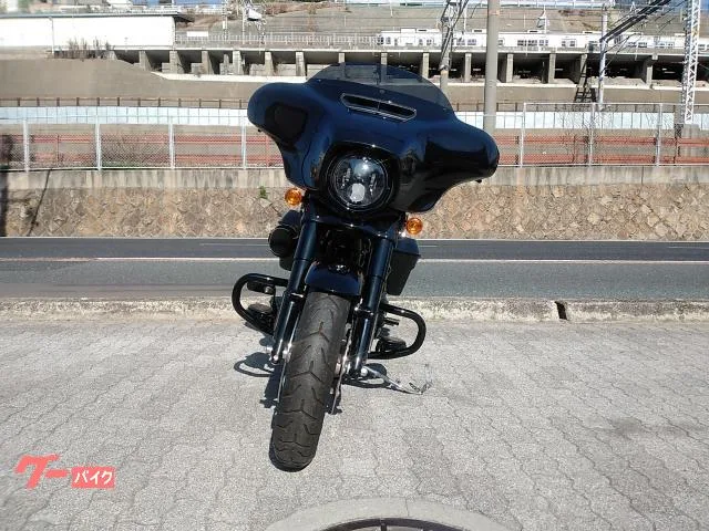 HARLEY-DAVIDSON FLHXST ST BK 2023 — миниатюра 2