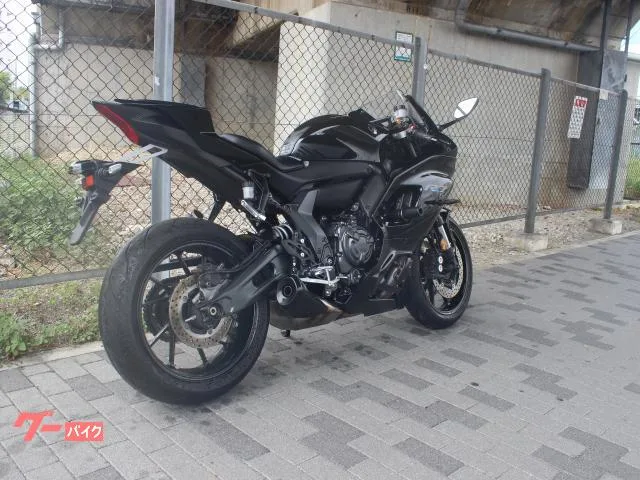 Yamaha YZF-R7 ABS 2022 — миниатюра 3