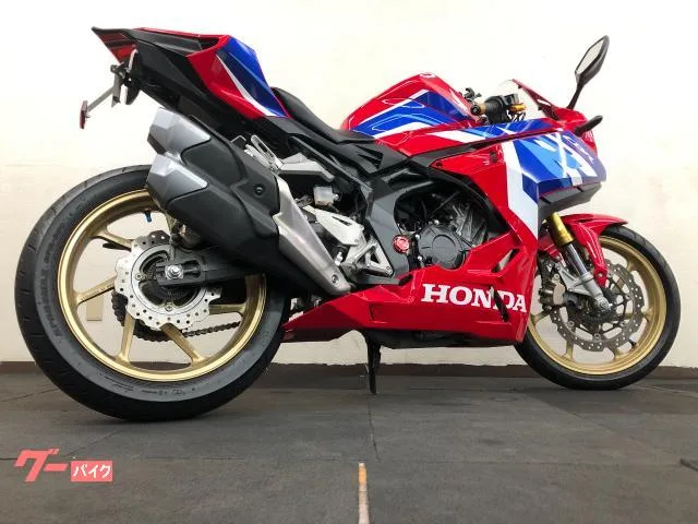 Honda CBR250RR ETC USB 2023 — миниатюра 3