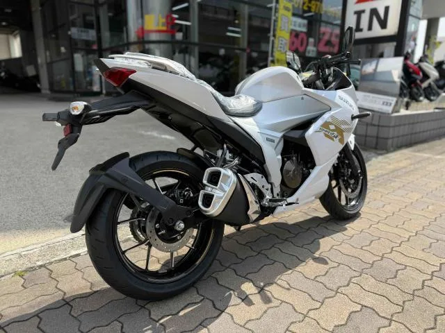 Suzuki GIXXER SF 250 2026 — миниатюра 3