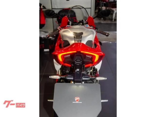 DUCATI V4 R 2024 — миниатюра 2