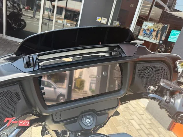 HARLEY-DAVIDSON FLHX 2026 — миниатюра 2