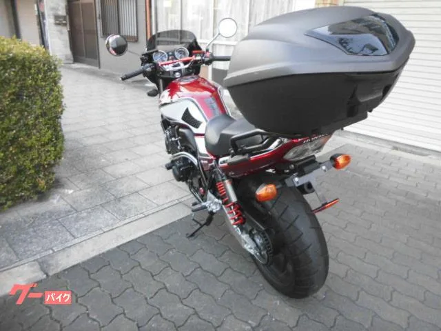 Honda CB400Super Four VTEC Revo 2022 — миниатюра 5