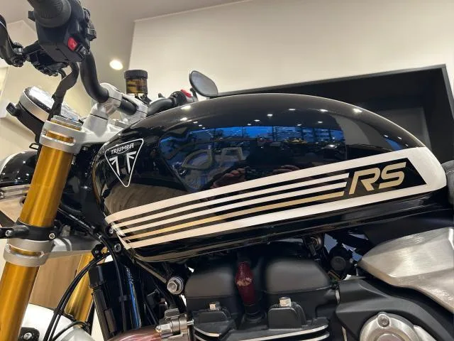 TRIUMPH 1200RS 2025 — миниатюра 2