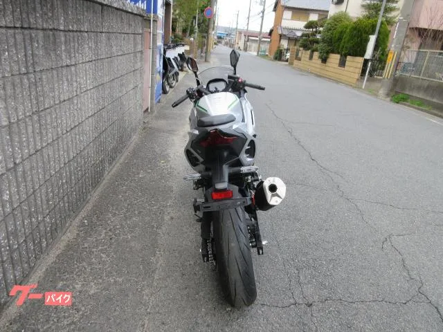 Kawasaki Ninja 7 Hybrid 2024 — миниатюра 3