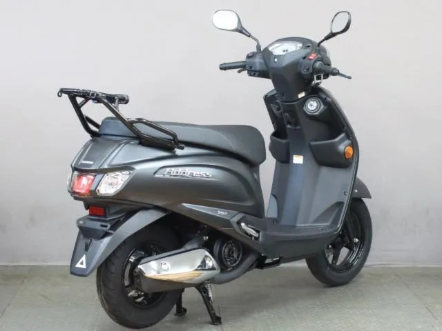 Suzuki 125 2026 2026 — миниатюра 5