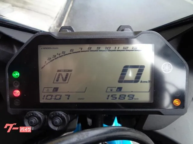 Yamaha YZF-R25 2022 — миниатюра 3