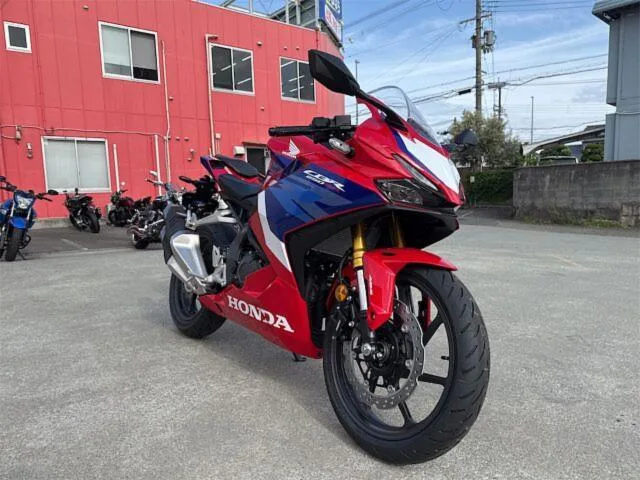 Honda CBR250RR 2025 — миниатюра 3