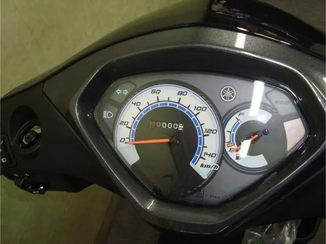 Yamaha AXIS Z - 2026 — миниатюра 2