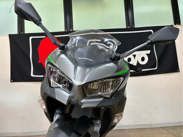 Kawasaki Ninja 400 2026 — миниатюра 5