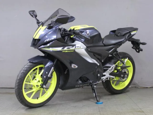 Yamaha YZF-R15 2023 — миниатюра 3