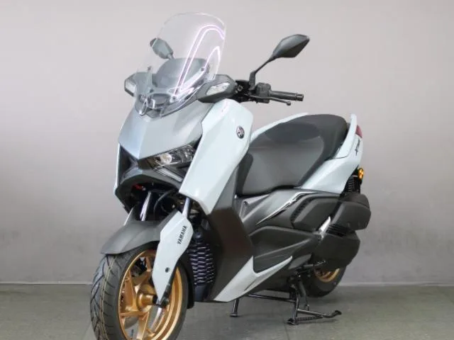 Yamaha X-MAX250 2025 — миниатюра 3