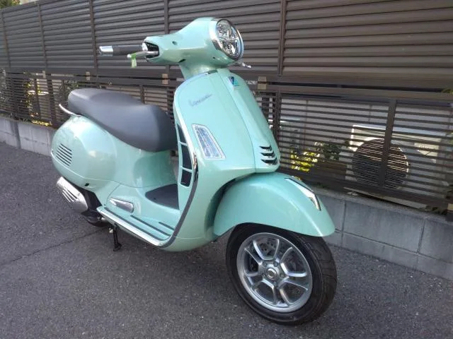 VESPA GTS 150 2025 — фото 1, купить с доставкой в Москву