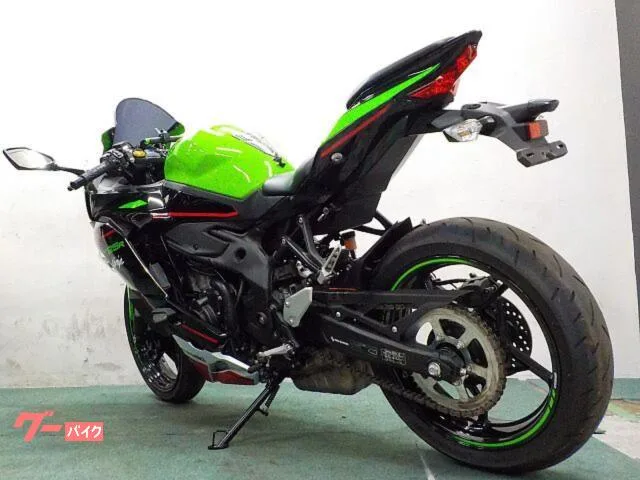 Kawasaki Ninja ZX-25R SE ETC USB 2022 — миниатюра 3