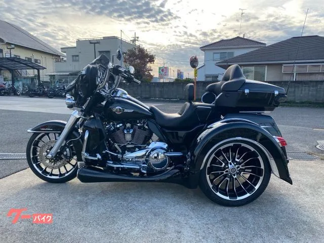 HARLEY-DAVIDSON FLHTCUTG 2 2023 — миниатюра 4