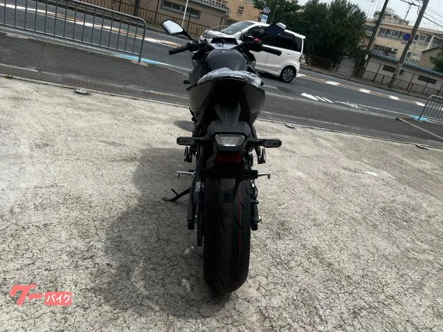 Suzuki GSX-8R 2025 — миниатюра 4