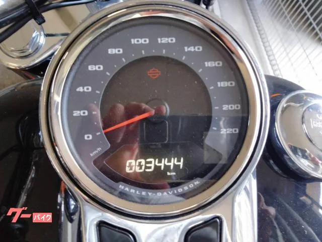 HARLEY-DAVIDSON FLFBS 114ETC2.0--- 2023 — миниатюра 2
