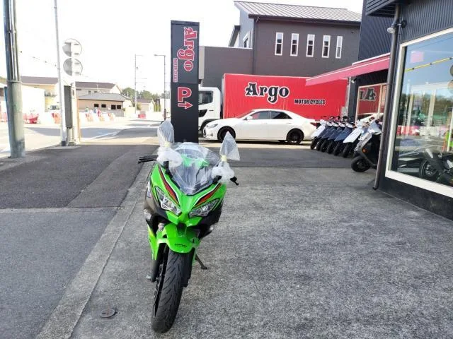 Kawasaki Ninja 400 KRT 2 2024 — миниатюра 3