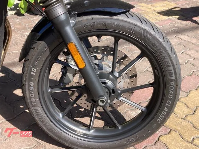 TRIUMPH 900 2024 — миниатюра 2