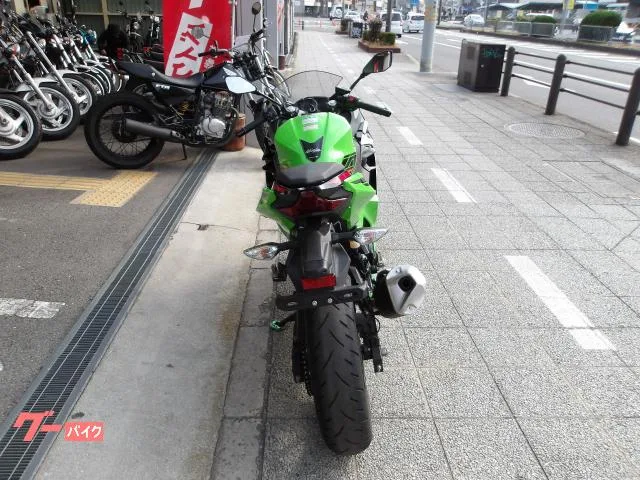 Kawasaki Ninja 400 ABS 2 2023 — миниатюра 4