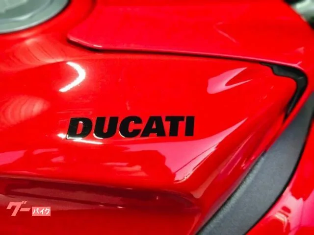 DUCATI V4 S 2025 — миниатюра 2