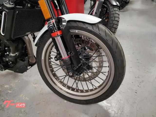 HUSQVARNA 401 USB 2022 — миниатюра 2