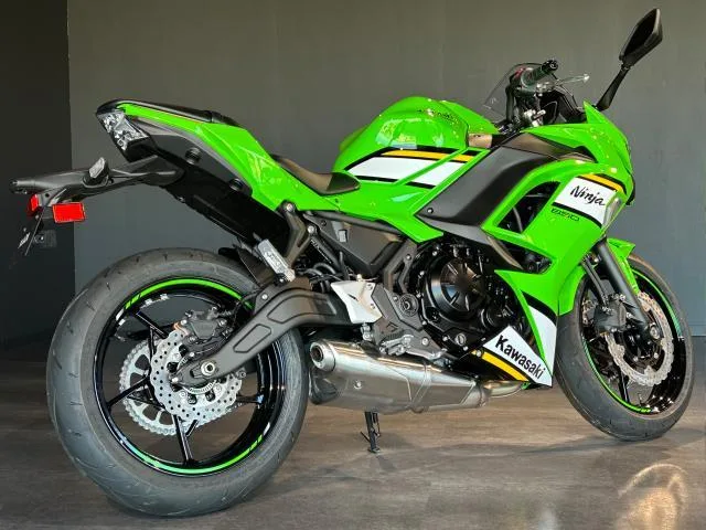 Kawasaki Ninja 650 MY2025 ETC2.0 2025 — миниатюра 2