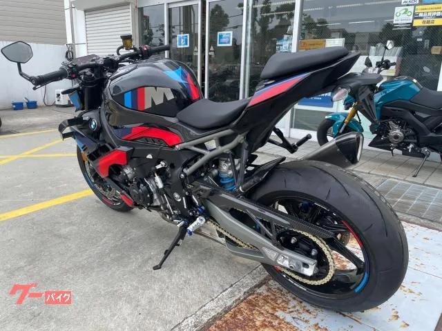 BMW M1000R 2026 — миниатюра 3