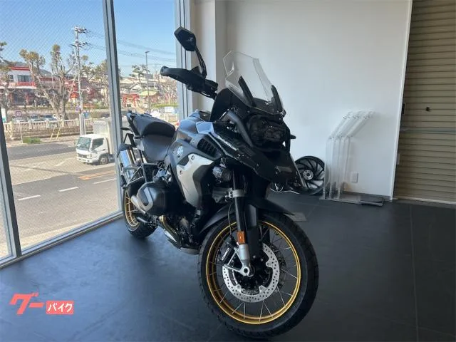 BMW R1250GS 2023 — фото 1, купить с доставкой в Москву