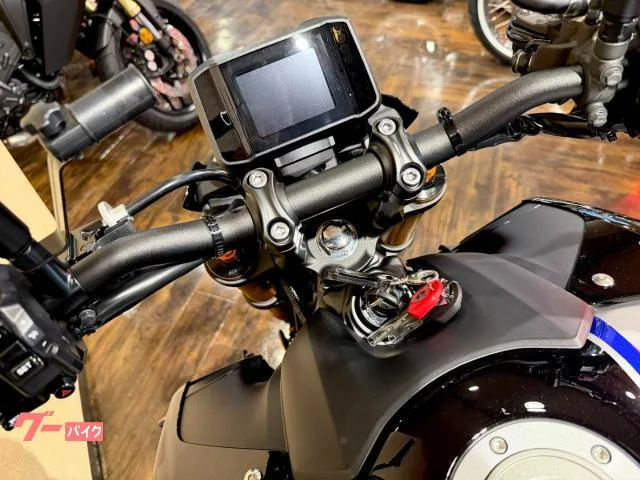 Yamaha MT-09 SSB 2022 — миниатюра 5