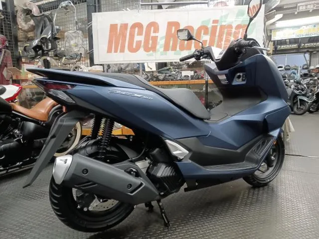 Honda PCX160 ABS 2025 4ESP 2025 — миниатюра 2