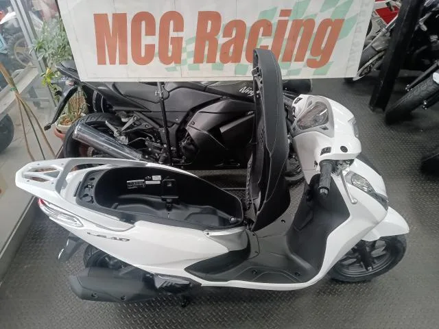 Honda 125/ 2026 8BJ-JK12 eSP 4 USBType-C LED 2026 — миниатюра 3