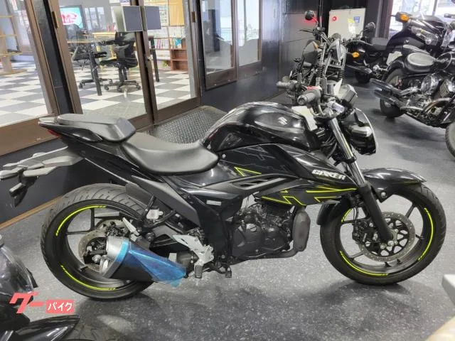 Suzuki GIXXER 150 35mm 2023 — фото 1, купить с доставкой в Москву