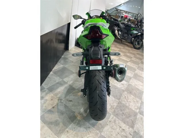 Kawasaki Ninja ZX-4RR SHOWA SFF-BP BFRC-lite 2026 — миниатюра 4