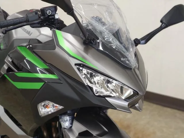 Kawasaki Ninja 400 2026 — миниатюра 4