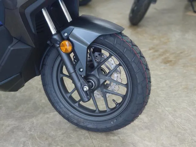 Honda ADV160 TFT 2026 — миниатюра 3