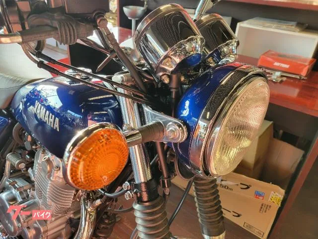 Yamaha SR400 2022 2022 — миниатюра 3