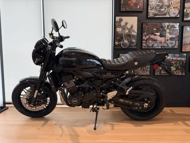 Kawasaki Z900RS Black Ball Edition 2026 — миниатюра 4