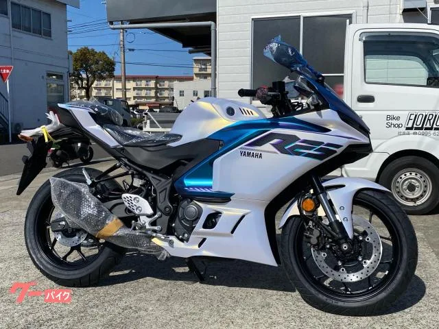 Yamaha YZF-R25 2025 — фото 1, купить с доставкой в Москву