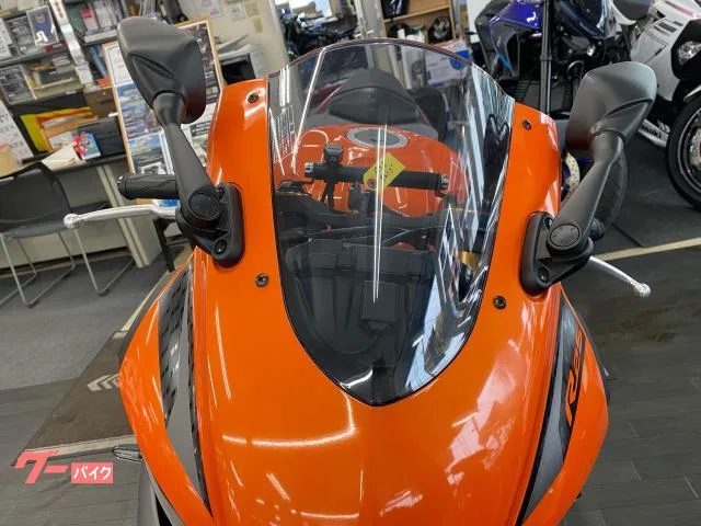 Yamaha YZF-R25 2022 — миниатюра 2