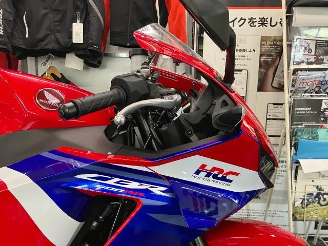 Honda CBR600RR 2025 — миниатюра 5