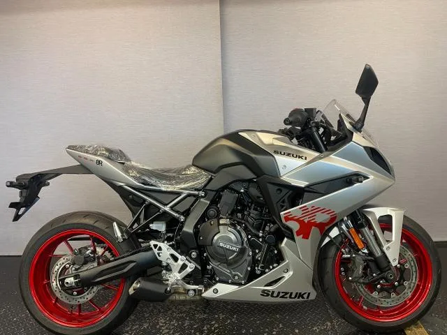 Suzuki GSX-8R EM1AA 2026 — миниатюра 3