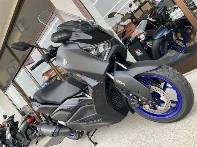 Yamaha X-MAX250 2025 — миниатюра 3