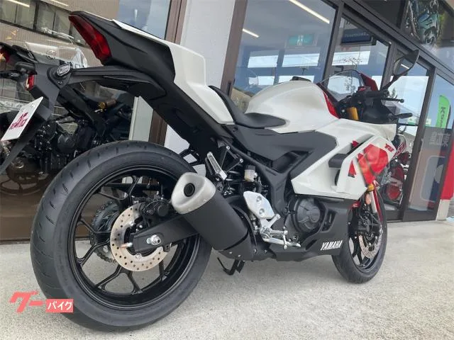 Yamaha YZF-R3 70thAnniversaryEdition 2026 — миниатюра 2