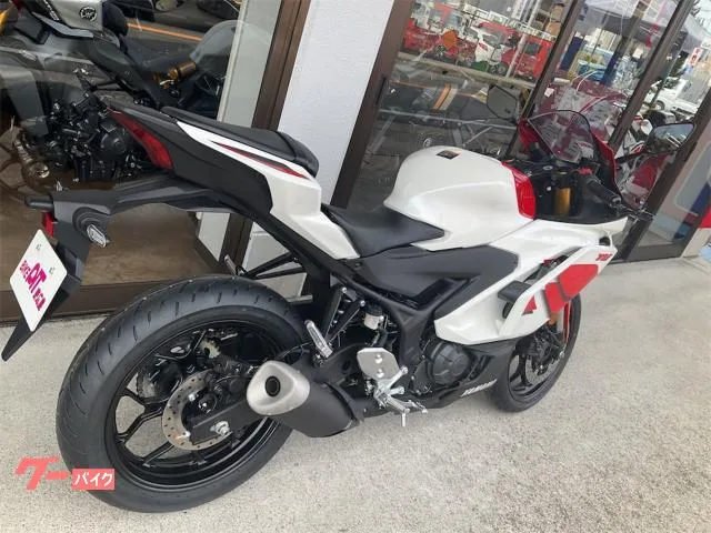 Yamaha YZF-R3 70thAnniversaryEdition 2026 — миниатюра 4